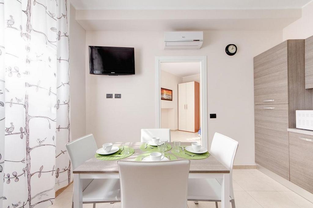 Olimpo Apartments St John In Lateran Roma Exterior foto
